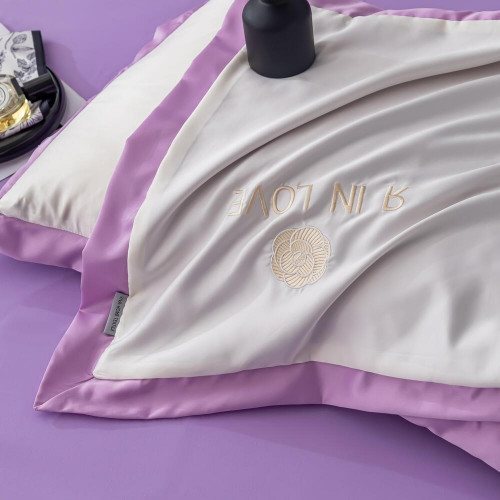 Комплект постельного белья Сатин-Шелк Я IN LOVE на резинке LVR002