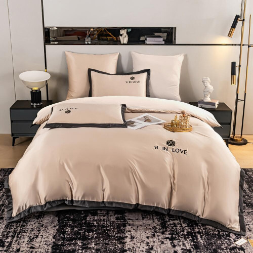 Комплект постельного белья Сатин-Шелк Я IN LOVE на резинке LVR007