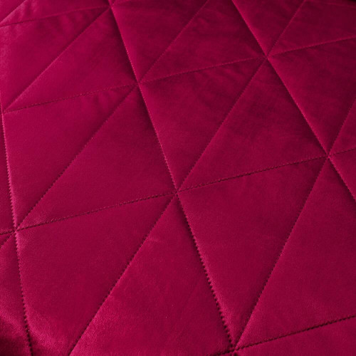 Велюровое покрывало в клетку и две наволочки OVL035