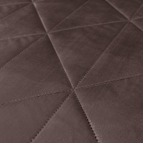 Велюровое покрывало в клетку и две наволочки OVL037