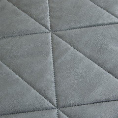 Велюровое покрывало в клетку и две наволочки OVL039