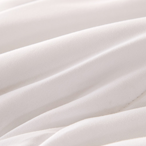 Одеяло SM Всесезонное SM002 черно-белый кант 150*210 см